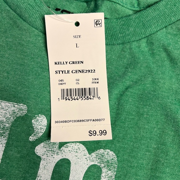 St. Patrick’s Day T-shirt, brand is Fifth Sun - Picture 5 of 5